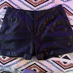 L’AGENCE REAL LEATHER SHORTS perfect condition size 2